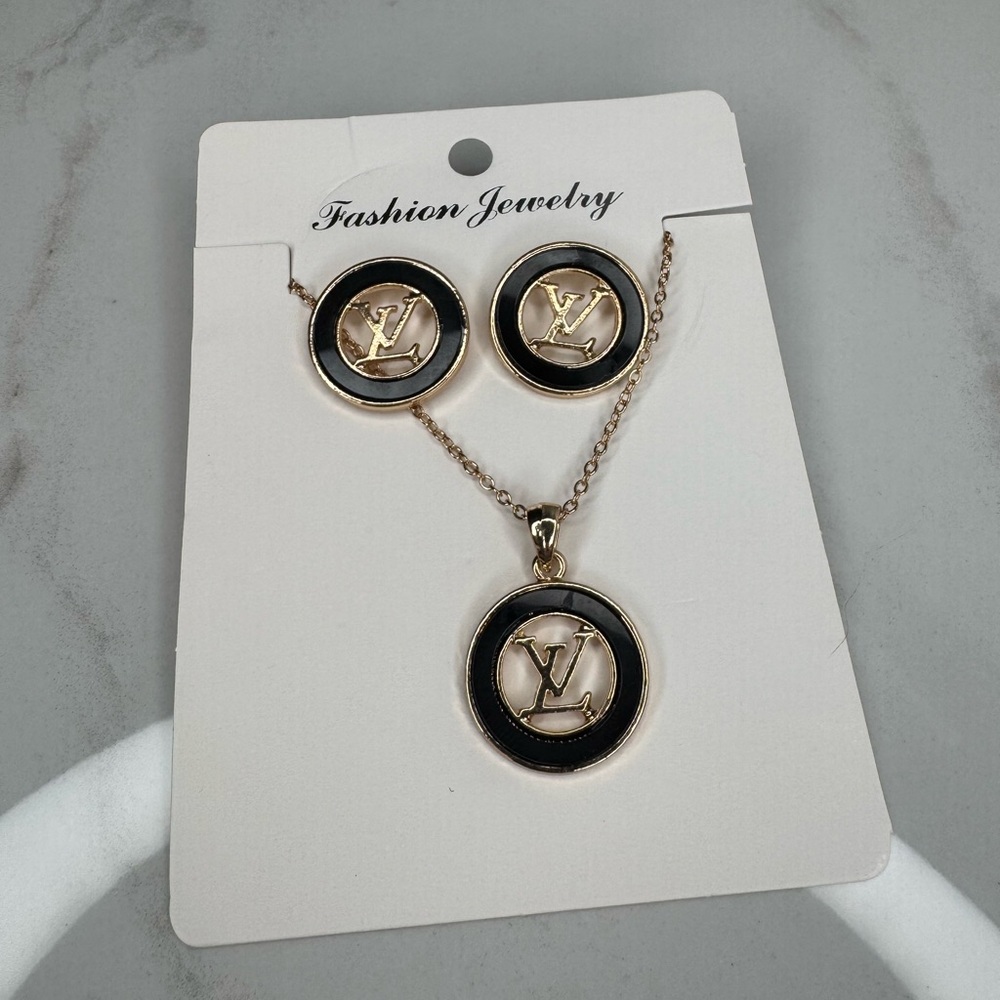 Earring & Necklace Set - Picture 12 of 12